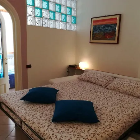Casa Del Carugio * مونتيروسّو ال ماري